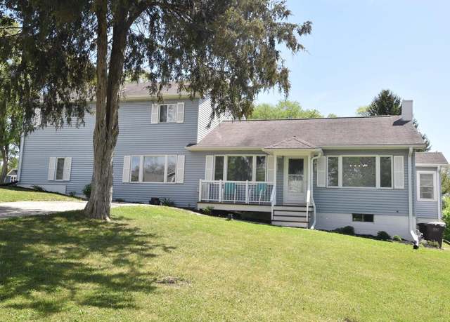 Property at 11811 213th Ave, Bristol, WI 53104, 4 beds, 3 baths