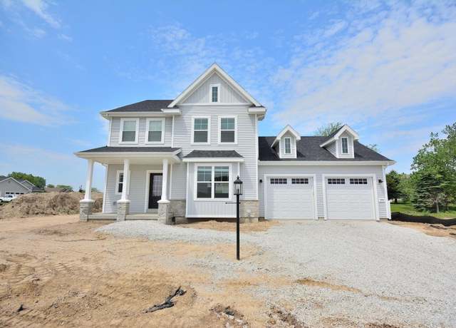 Property at 6026 Maxwell Ct, Racine, WI 53402, 4 beds, 2.5 baths