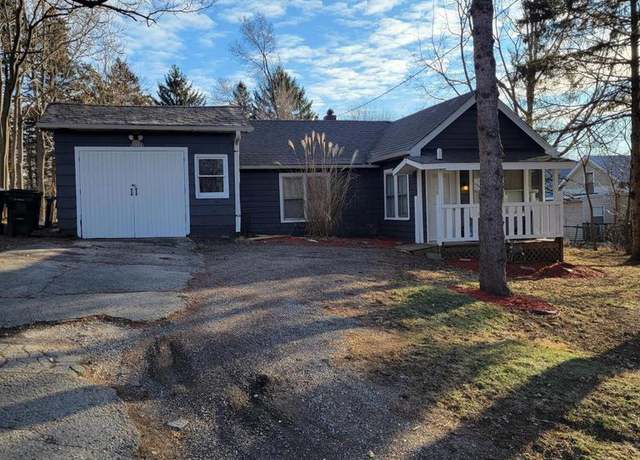 Property at N1168 Rosewood Dr, Genoa City, WI 53128, 3 beds, 1 bath