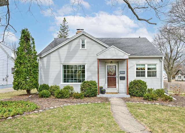 Property at 7804 W Clarke St, Wauwatosa, WI 53213, 3 beds, 1.5 baths