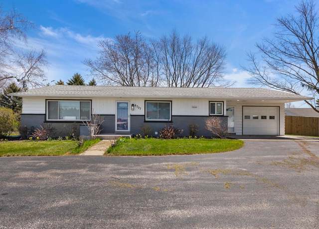 Property at 6707 S Business Dr, Sheboygan, WI 53081, 3 beds, 2 baths