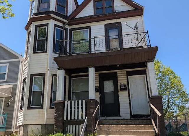 Property at 2229 N 29th St, Milwaukee, WI 53208, 8 beds, 2 baths
