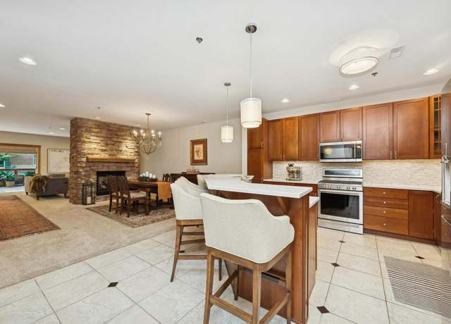 Property at 415 S Wells St #304, Lake Geneva, WI 53147, 3 beds, 2 baths
