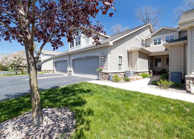 Property at 572 Cedar Bluffs Way, Slinger, WI 53086, 2 beds, 2.5 baths
