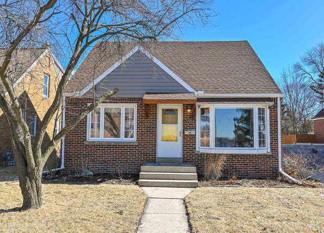 Property at 3914 N 88th St, Milwaukee, WI 53222, 3 beds, 2 baths