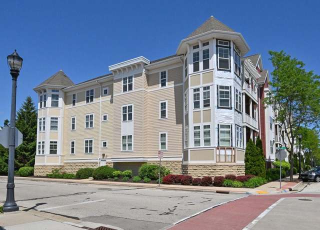 Property at 1335 11th Ave #305, Grafton, WI 53024, 2 beds, 2 baths