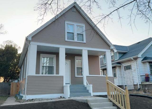 Property at 5555 N 39th St, Milwaukee, WI 53209, 3 beds, 2 baths