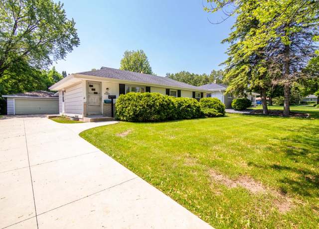 Property at N91W16855 Laurel Ln, Menomonee Falls, WI 53051, 3 beds, 1.5 baths