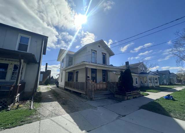 Property at 167 S Locust St, Janesville, WI 53548, 4 beds, 2 baths
