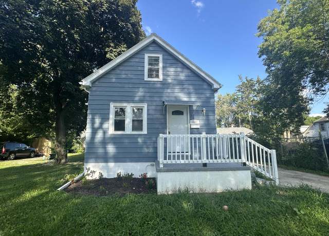 Property at 4960 N 58th St, Milwaukee, WI 53218, 4 beds, 1 bath