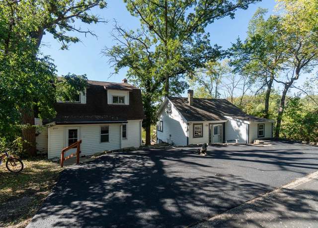 Property at W6551 North Lakeshore Dr, Elkhorn, WI 53121, 6 beds, 2.5 baths