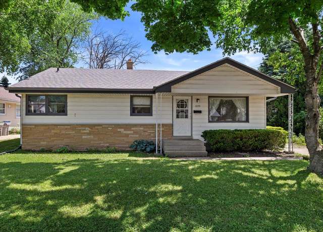 Property at 4250 N 83rd St, Milwaukee, WI 53222, 3 beds, 1 bath