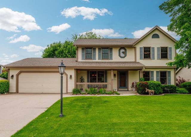 Property at N59W24569 Quail Run Ln, Sussex, WI 53089, 3 beds, 2.5 baths