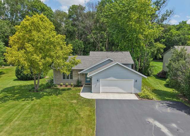 Property at 1721 Landre Ct, Burlington, WI 53105, 3 beds, 2 baths