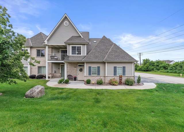 Property at 1349 Rose Ct #63, Waukesha, WI 53186, 3 beds, 2 baths