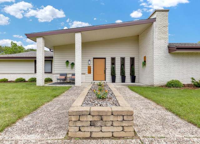 Property at 1545 W Cedar Ln, River Hills, WI 53217, 5 beds, 4 baths
