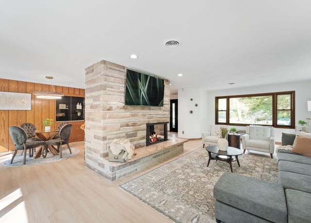 Property at 4326 Taylor Ave, Mount Pleasant, WI 53405, 3 beds, 2.5 baths