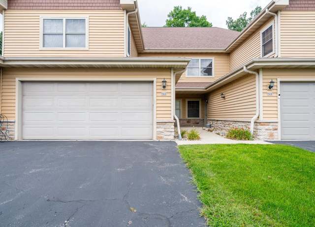 Property at 946 Autumn Ridge Ln #946, Hartford, WI 53027, 3 beds, 2 baths
