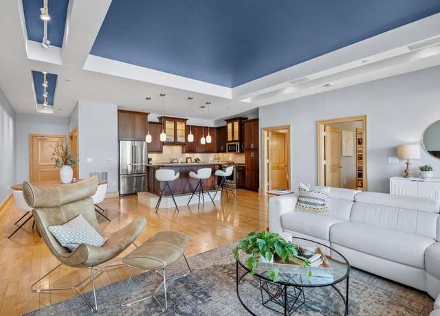 Property at 1313 N Franklin Pl #1002, Milwaukee, WI 53202, 1 bed, 1.5 baths