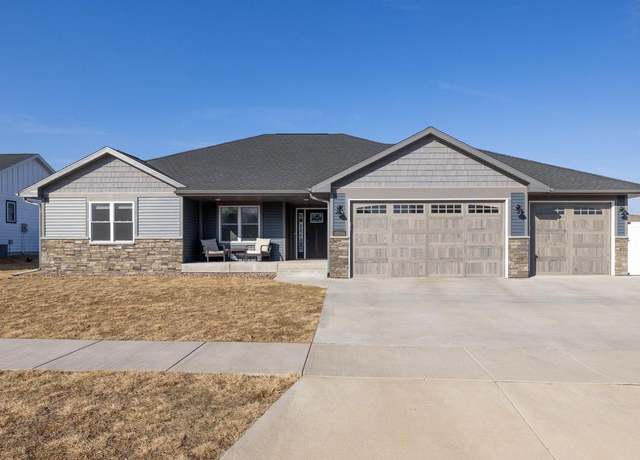 Property at 205 Tom Anderson St, Bangor, WI 54614, 5 beds, 3 baths