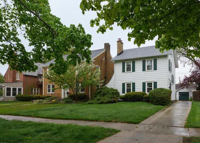 Property at 7312 5th Ave, Kenosha, WI 53143, 3 beds, 1 bath