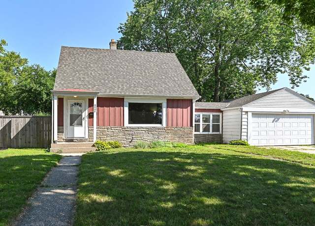 Property at 8404 W Montana Ave, West Allis, WI 53227, 3 beds, 1 bath