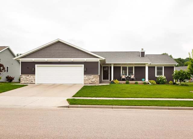 Property at 3205 Christenson Ln, Onalaska, WI 54650, 4 beds, 3 baths