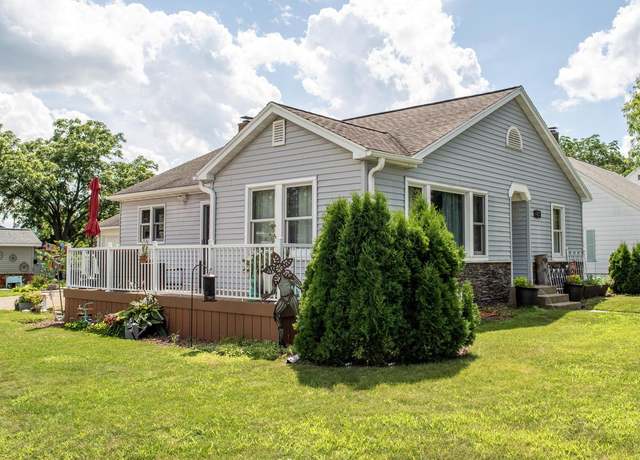 Property at 602 Lake St, Tomah, WI 54660, 3 beds, 2 baths