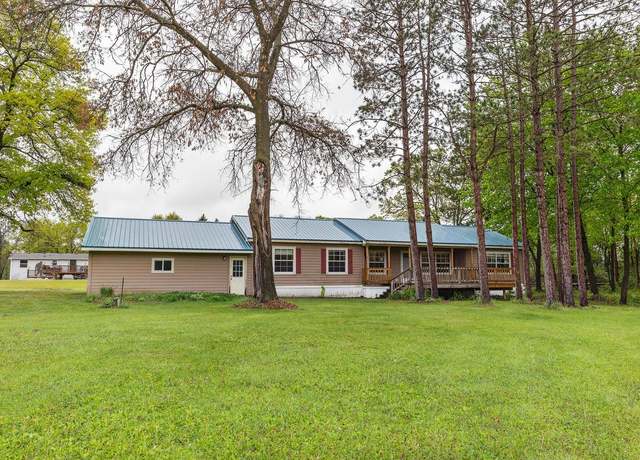 Property at 11253 State Highway 71, Sparta, WI 54656, 3 beds, 2 baths