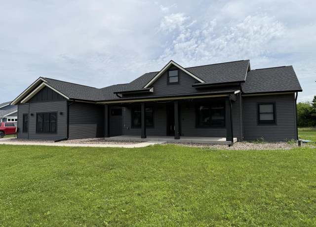 Property at N7326 Hidden Prairie Dr, Holmen, WI 54636, 3 beds, 5 baths