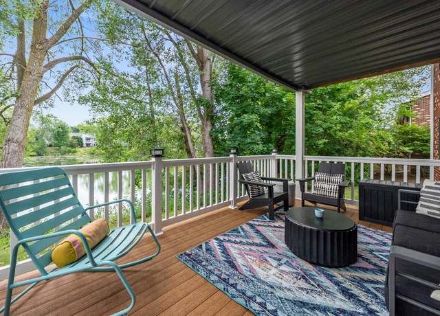 Property at 516 Laurel Lake Rd #4, Thiensville, WI 53092, 2 beds, 1.5 baths
