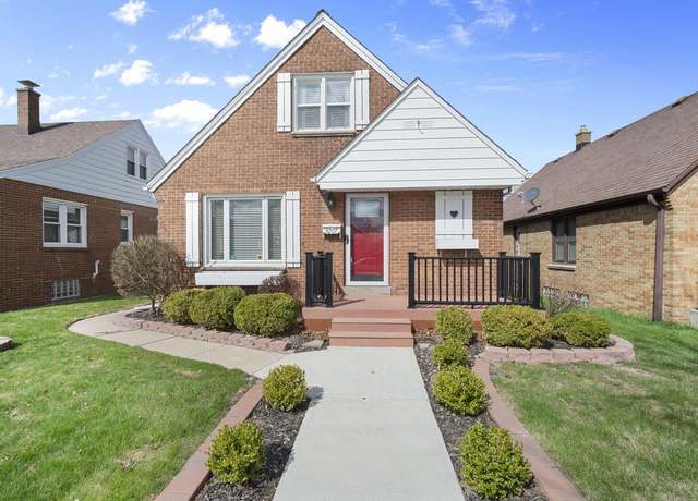 Property at 3207 S 23rd St, Milwaukee, WI 53215, 3 beds, 1 bath