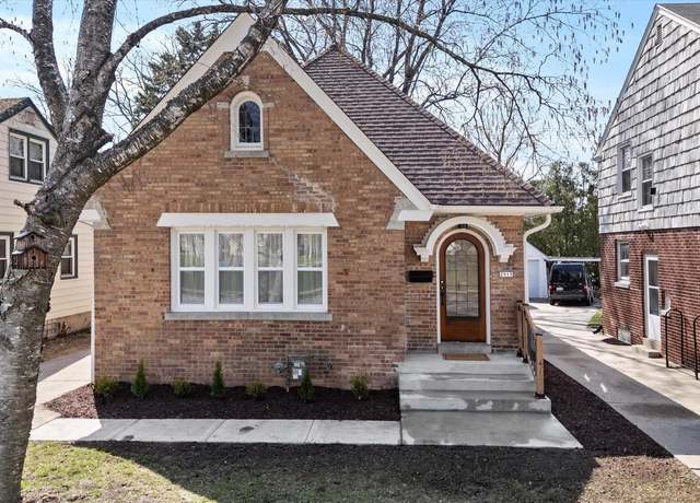 Property at 2915 N 72nd St, Milwaukee, WI 53210, 3 beds, 2 baths