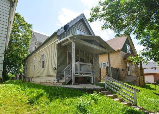 Property at 2611 W Orchard St, Milwaukee, WI 53204, 5 beds, 2 baths