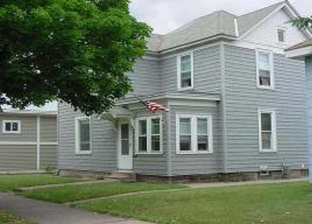 Property at 1646 Kane St, La Crosse, WI 54603, 4 beds, 2 baths