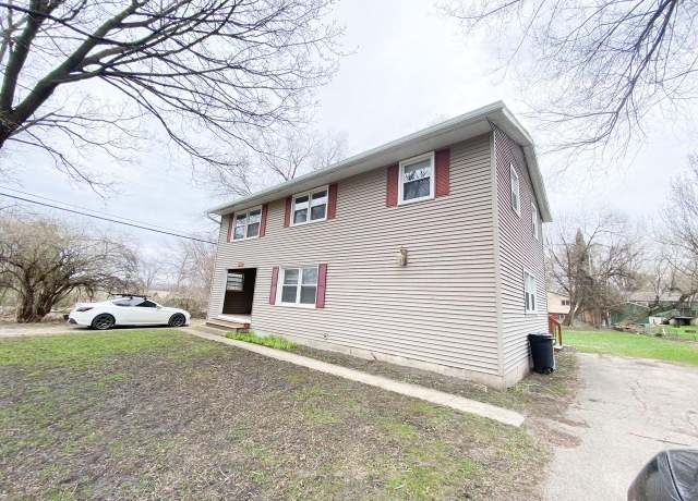 Property at 2013 Frazer Pl, Madison, WI 53713, 5 beds, 2 baths