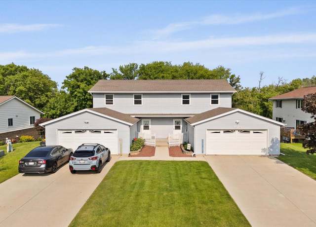 Property at 1529 Vogt Dr, West Bend, WI 53095, 3 beds, 1.5 baths