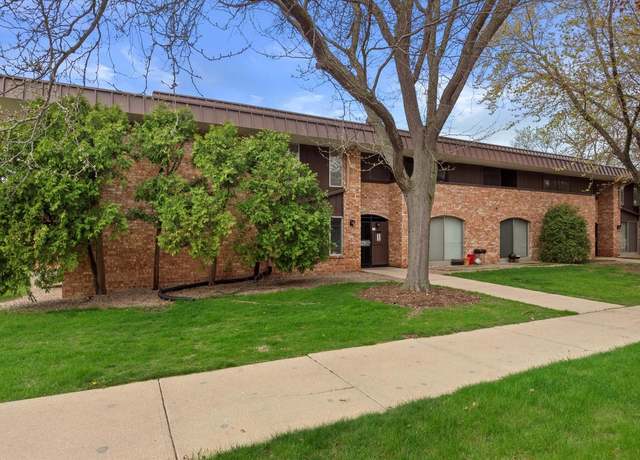 Property at 4225 W Rivers Edge Cir #25, Brown Deer, WI 53209, 2 beds, 1.5 baths