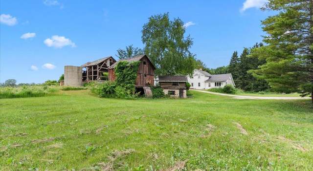 Photo of 3551 Blue Goose Rd, West Bend, WI 53095