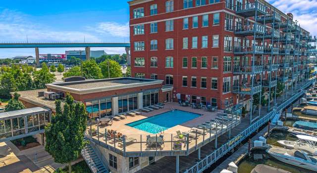 Photo of 601 E Erie St #202, Milwaukee, WI 53202