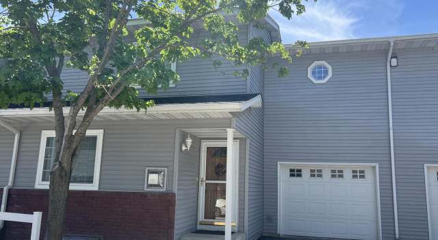 Photo of 808 Cedar Dr Unit C, La Crescent, MN 55947