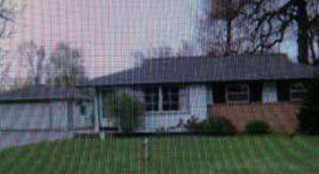 Photo of 26747 Long Lake Rd, Waterford, WI 53185