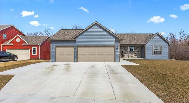 Photo of 1144 Rosemary Rd, Elkhorn, WI 53121
