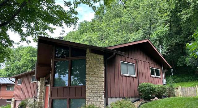 Photo of 3611 Cliffside Dr, La Crosse, WI 54601