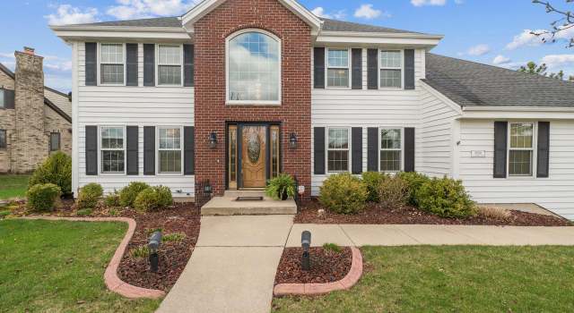 Photo of W140N5361 Saint Andrews Dr, Menomonee Falls, WI 53051