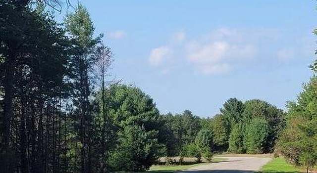 Photo of Lt8 Radar Rd, Marinette, WI 54143