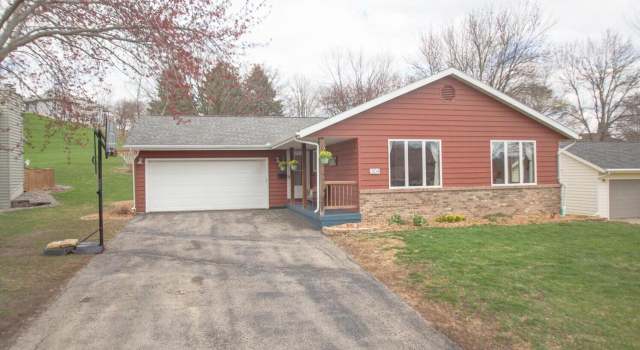 Photo of 304 Regent Dr, La Crescent, MN 55947