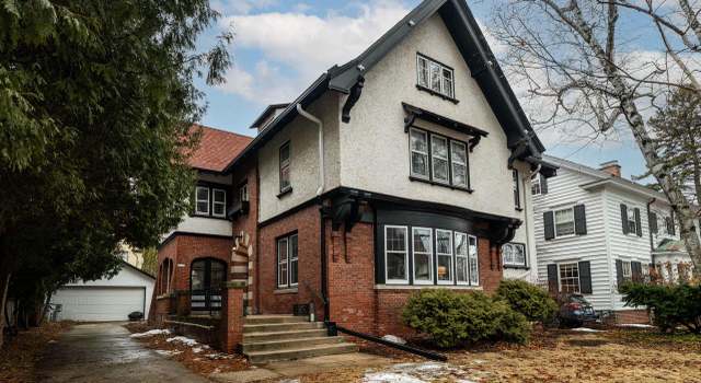 Photo of 3019 N Summit Ave, Milwaukee, WI 53211