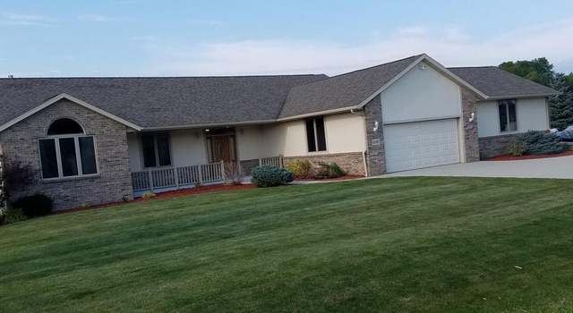 Photo of 2110 Lake Aire Dr, Sheboygan, WI 53081