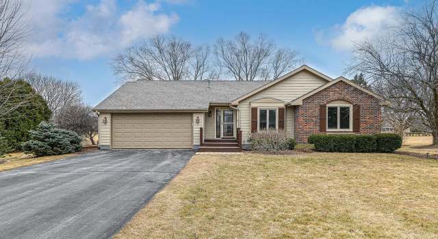 Photo of N6029 Balsam Dr, Elkhorn, WI 53121